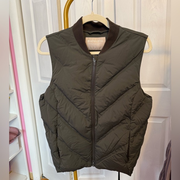 Athleta Women’s Arbor Olive Goose Down Inlet Vest - Size Small - Picture 2 of 6
